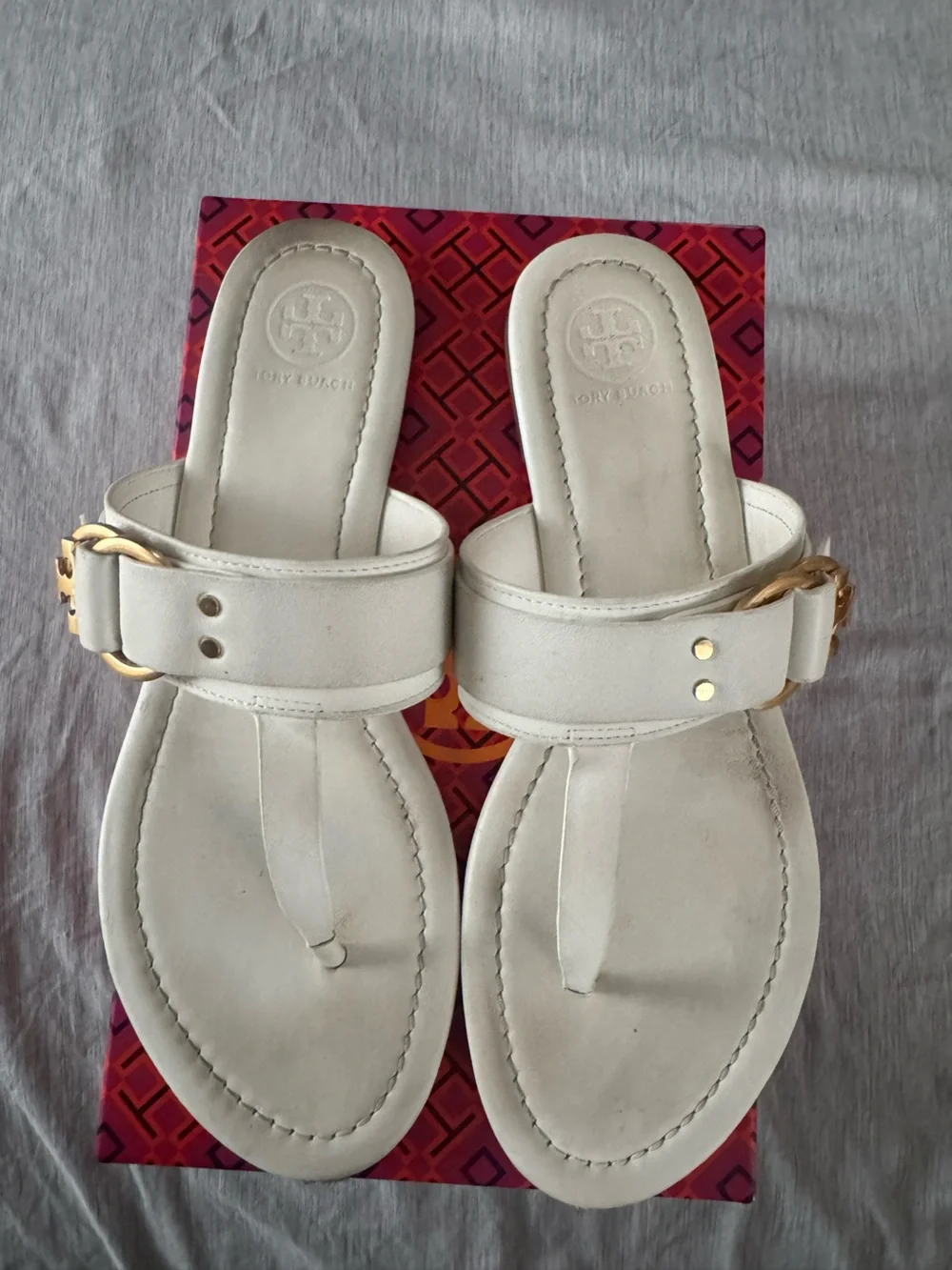 Tory Burch White Leather Thong Sandals with Gold Chain Accent